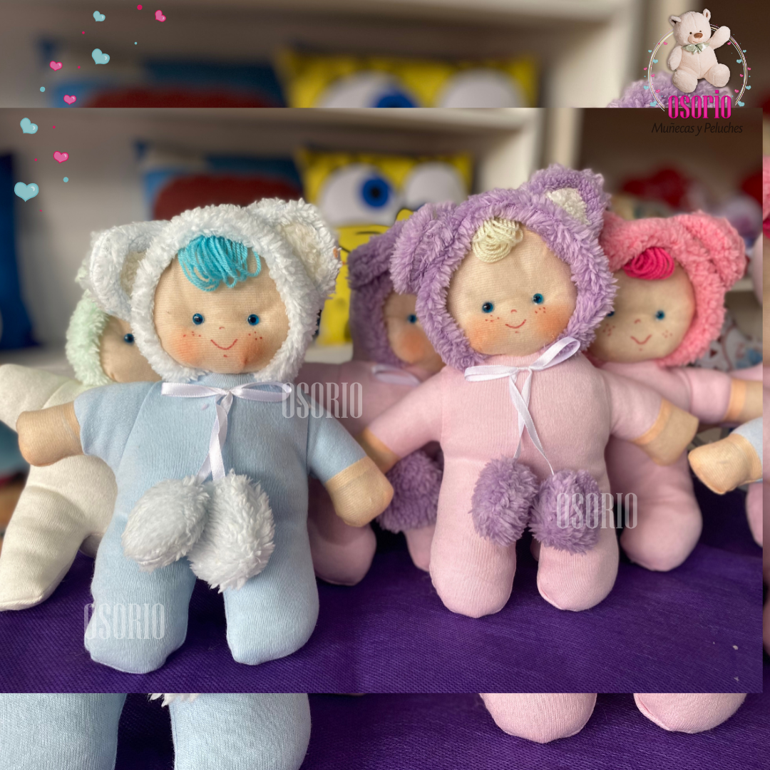 MU&Ntilde;ECA POMPOM 